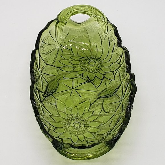 Indiana Glass Vintage Green Lily Pons Oval Handled Pickle or Relish Dish - Picture 6 of 14